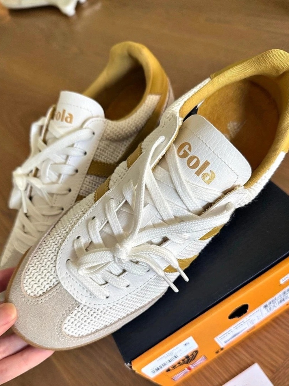 Gola Tornado Zephyr Women's sneaker White & Pollen US 8 Like New - Picture 4 of 5